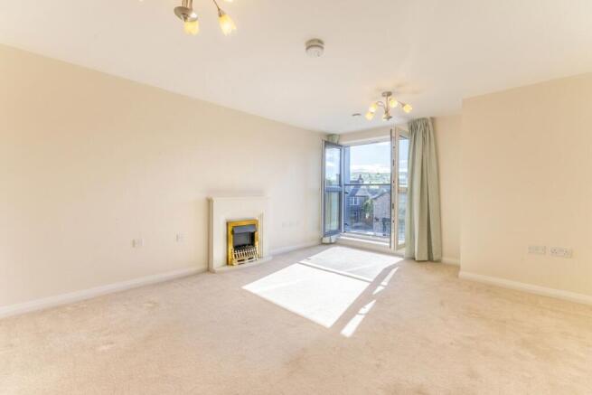 KITCHEN/LIVING AREA