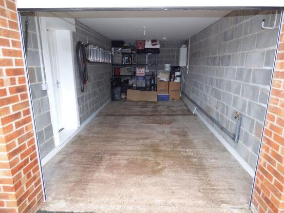 INTEGRAL GARAGE