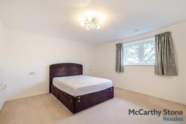 1 bed Apartment for sale Image 9