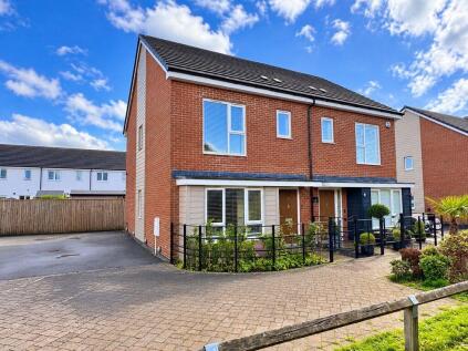 Appletree Close, Ravenstone