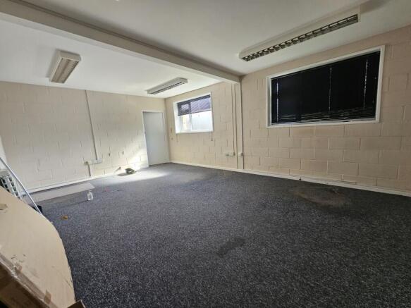 5  Medium  T202604141348.jpg