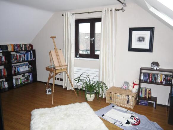 Photo 11