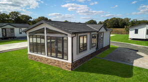 Henfold Farm, Henfold Lane, Dorking RH5 4RW
