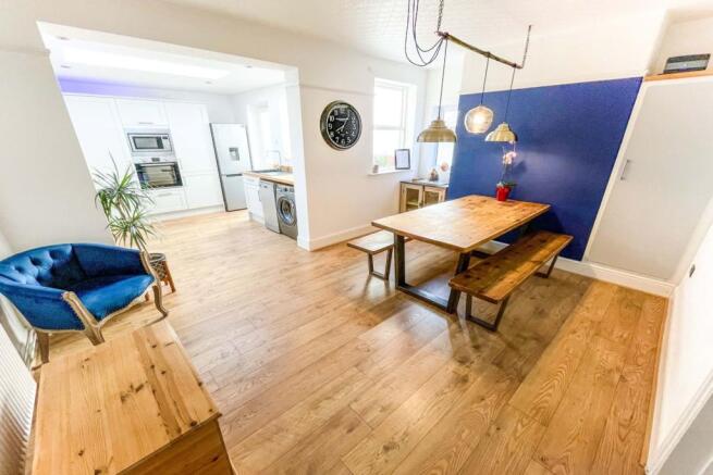 Kitchen/Dining Room