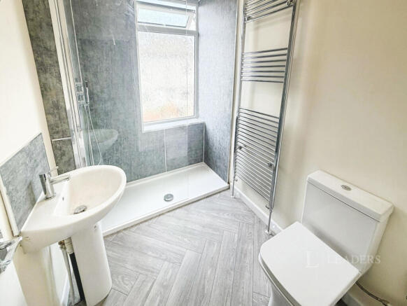 3 bed Terraced to rent Image 8