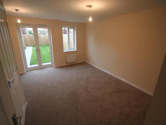 3 bed Terraced for sale Image 4