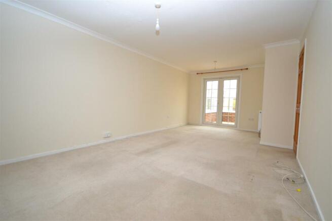 lounge.dining room