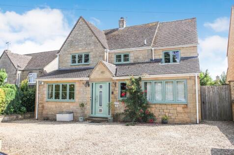 8 Charlesway, Longborough, Moreton-in-Marsh, Gloucestershire. GL56 0QW