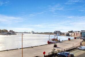 7, 42 49 Water Front Apartments, Bell Street, North Shields NE30 1AU