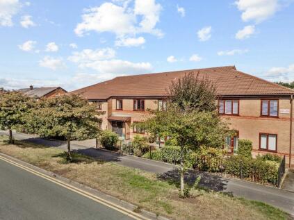 Oulton Court, Grappenhall, WA4