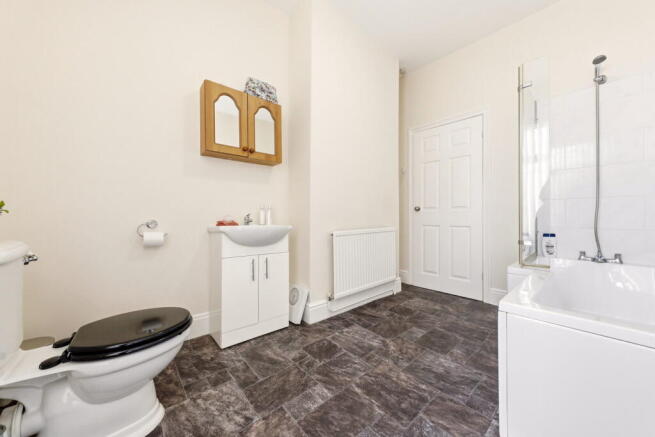 2 bed Terraced for sale Image 10