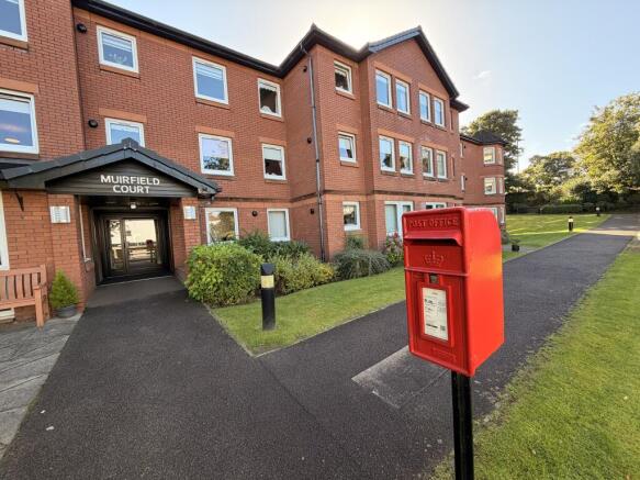 1-bed flat on Flat 24 Muirfield Court,  Muirend Road, Glasgow, Glasgow City, £95,000