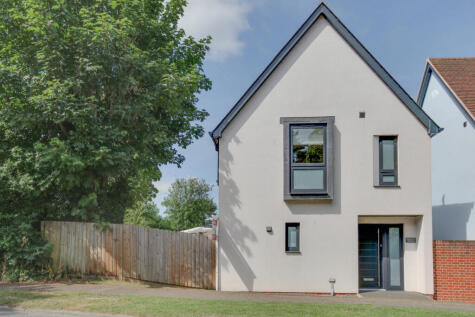 Dunmow Road, Dunmow, CM6