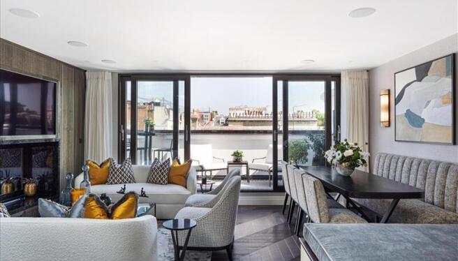 3 bed apartment to rent Prince of Wales Terrace,