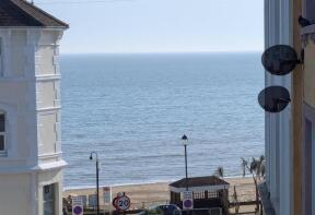 Flat 6, 3 Ashborne Court, Albert Road, Sandown PO36 8AN