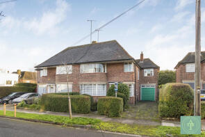 20, Rowan Walk, East Finchley, London N2 0QJ