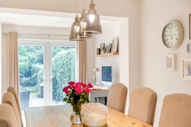 8573650-interior24.jpg