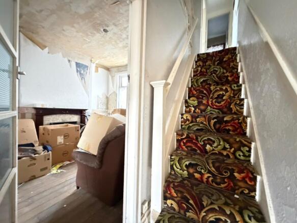3 bed Terraced for sale Image 10