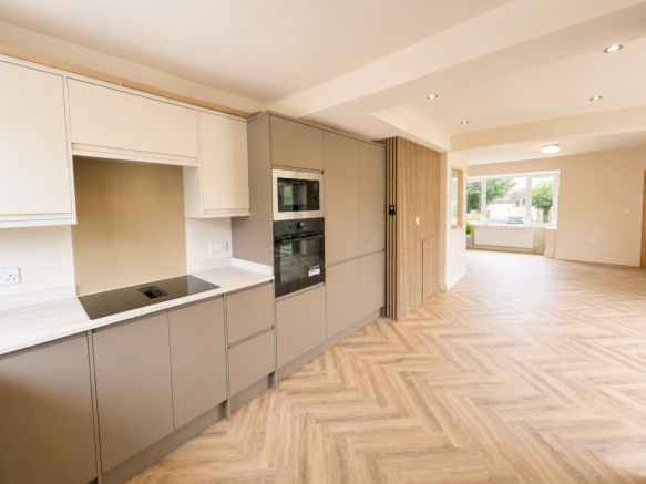 4 bed Semi-Detached for sale Image 7