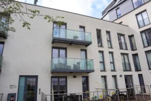 65, Hayes Apartments, The Hayes, Cathays, Cardiff CF10 1BF