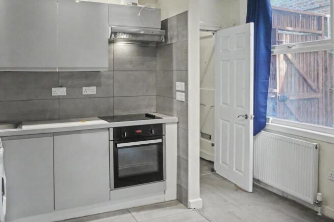 Flat 2, 77 Babington Road, Streatham, London, SW16 6AN