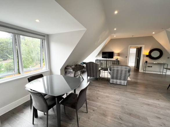 Open plan dining are