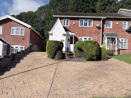 Bryn Rhedyn, Coed-y-cwm, Pontypridd, Rhondda Cynon Taf