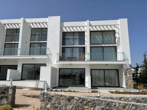 REDUCED BARGAIN 1 Bedroom Brand New Duplex Penthouse Fully Furnished Image 9999 1