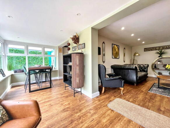2 bed Semi-Detached Bungalow for sale Image 4