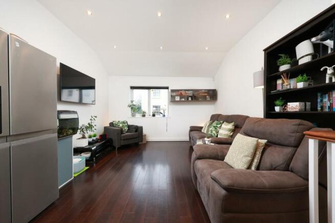 73 Sydenham Road 7.JPG