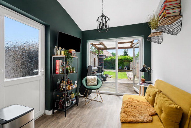 Garden room.png