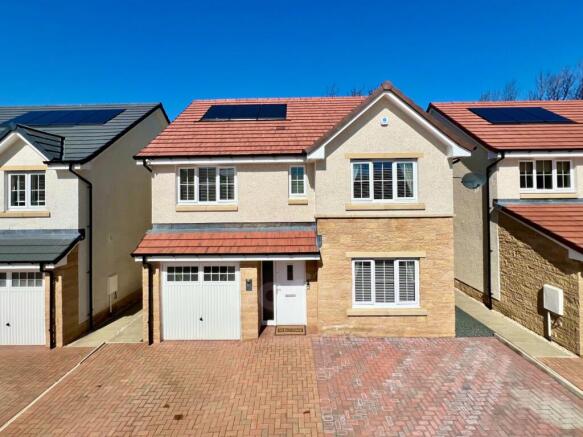 Colville Crescent, Glengarnock four bedroom detach