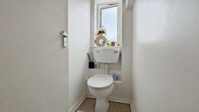 2 bed Apartment for sale Image 10
