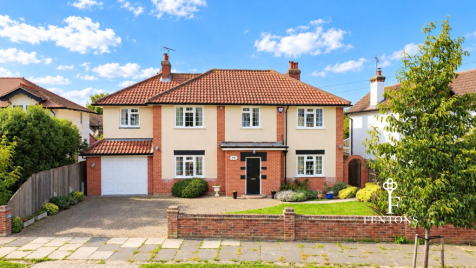 Fourth Avenue, Frinton-on-Sea