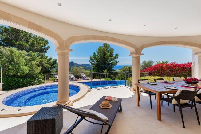 Covered Terrace (1)