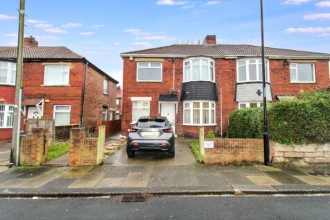 St. Julien Gardens, Howdon, Wallsend, Tyne and Wear, NE28 0DH