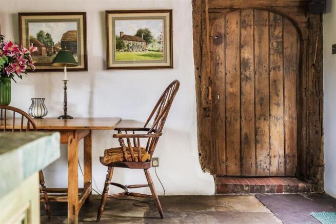 house. estate agency Cranleigh Barhatch Farm