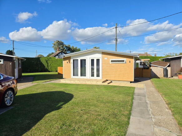 1-bed house on Roman Bank, Chapel St Leonards, Lincolnshire, PE24 5QY, £90,000