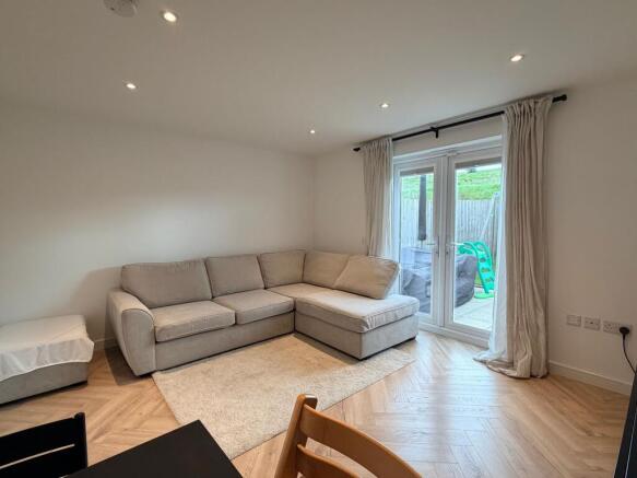 Skylark Gardens, Cambuslang, G72 photo 4