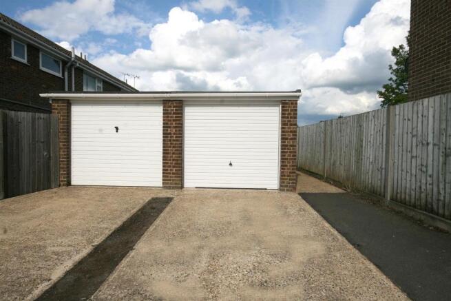 Garage & Driveway