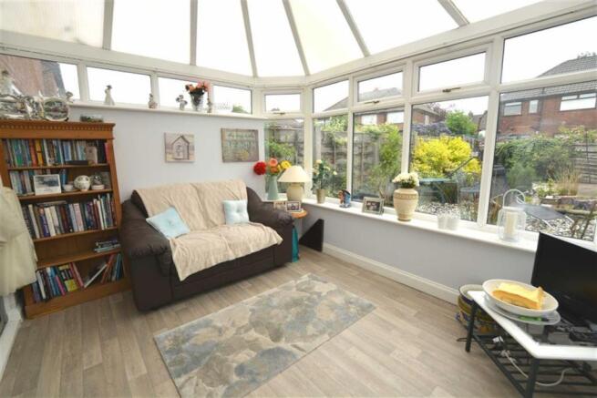 1/4 BRICK UPVC CONSE