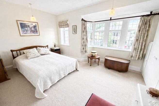 Savile Drive, Halifax photo 4