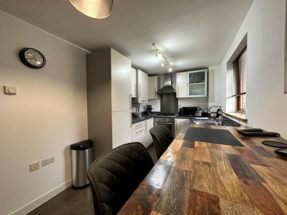 Kitchen/Breakfast Room