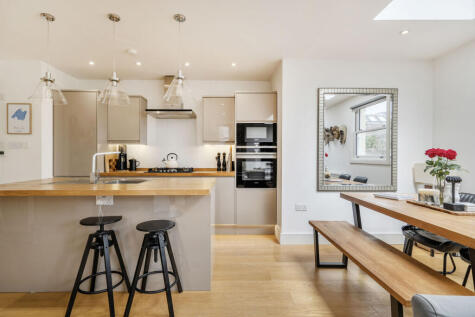 Mablethorpe Road, Bishop's Park, London, SW6