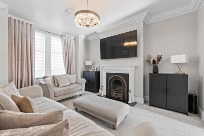 4 bed Terraced for sale Image 10