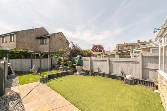 3 bed Terraced for sale Image 8