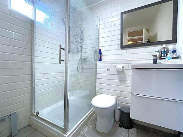 ShowerRoom.jpg