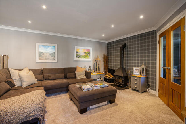 26 Sitting Room 12 Sheplegh Court Blackawton - 250