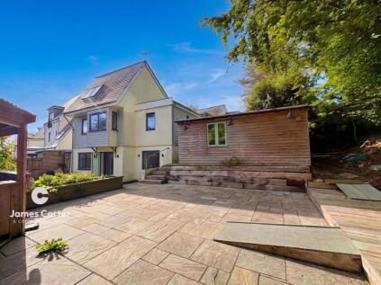 Penmere Drive, Falmouth, TR11