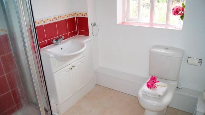 Second ensuite